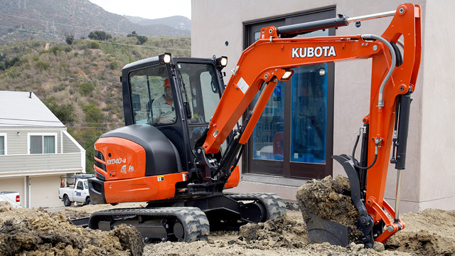 <span style="font-size: 0.7em; color: #b8b8b8">Rent a </span><br>Kubota KX040-4 <br><span style="font-size: 0.7em; color: #b8b8b8"">4-Ton Mini-Excavator <br>in Ottawa