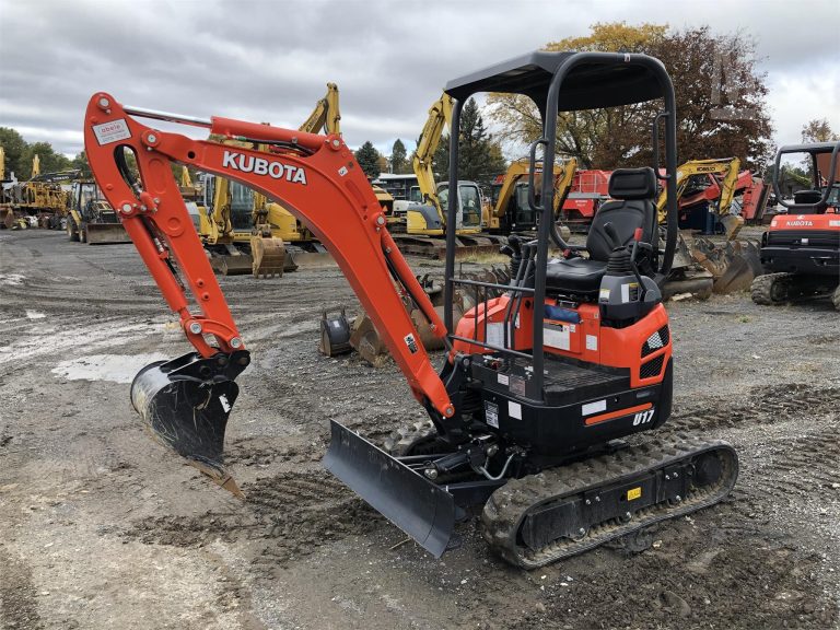 <span style="font-size: 0.6em; color: #b8b8b8">Louez une Mini-Excavatrice </span><br>Kubota U17 Zero-Tail<br><span style="font-size: 0.6em; color: #b8b8b8"">de 2 Tonnes à Ottawa